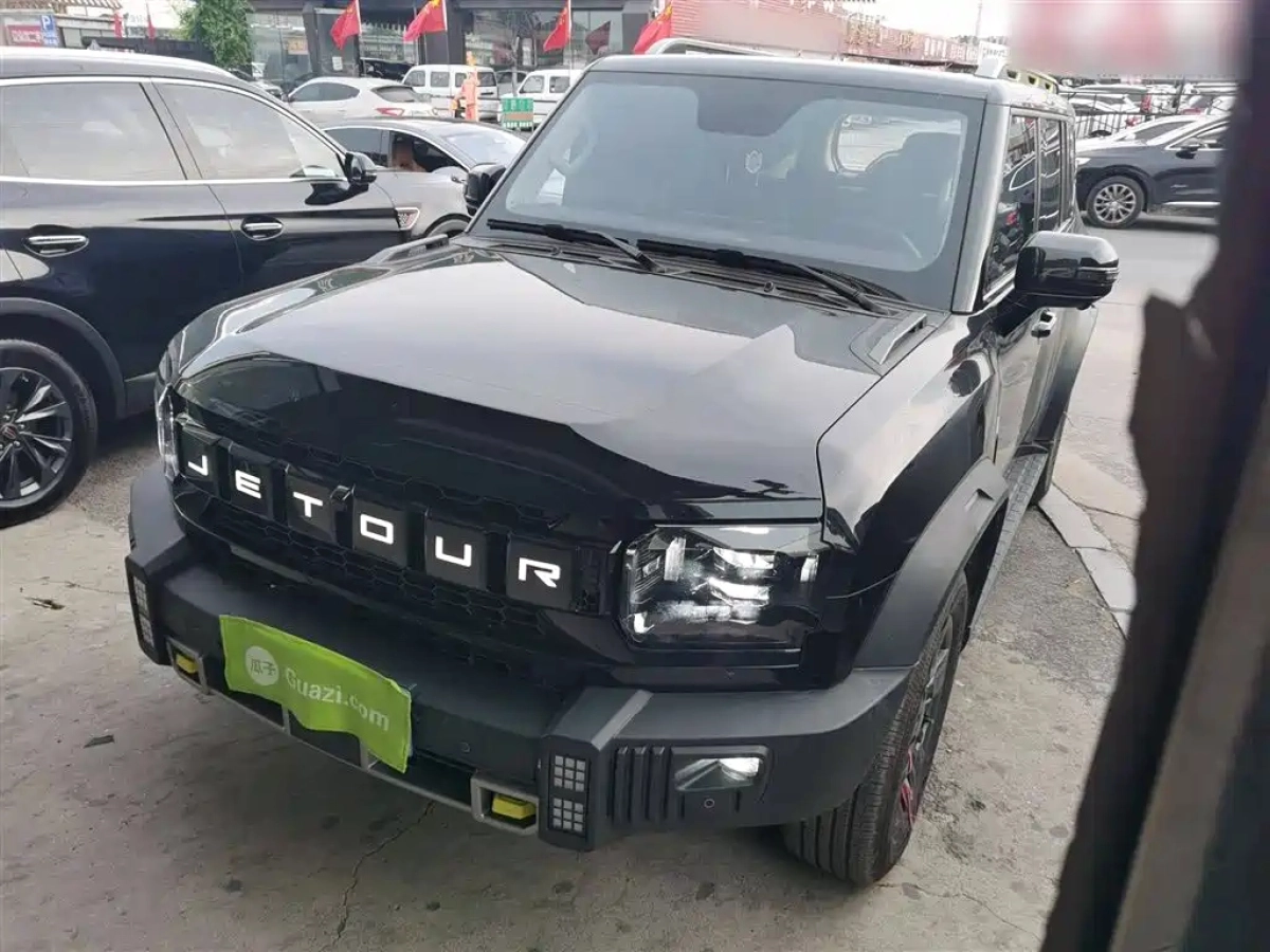 JETOUR TRAVELLER  T2