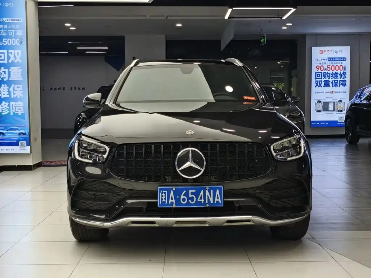MERCEDES BENZ GLC
