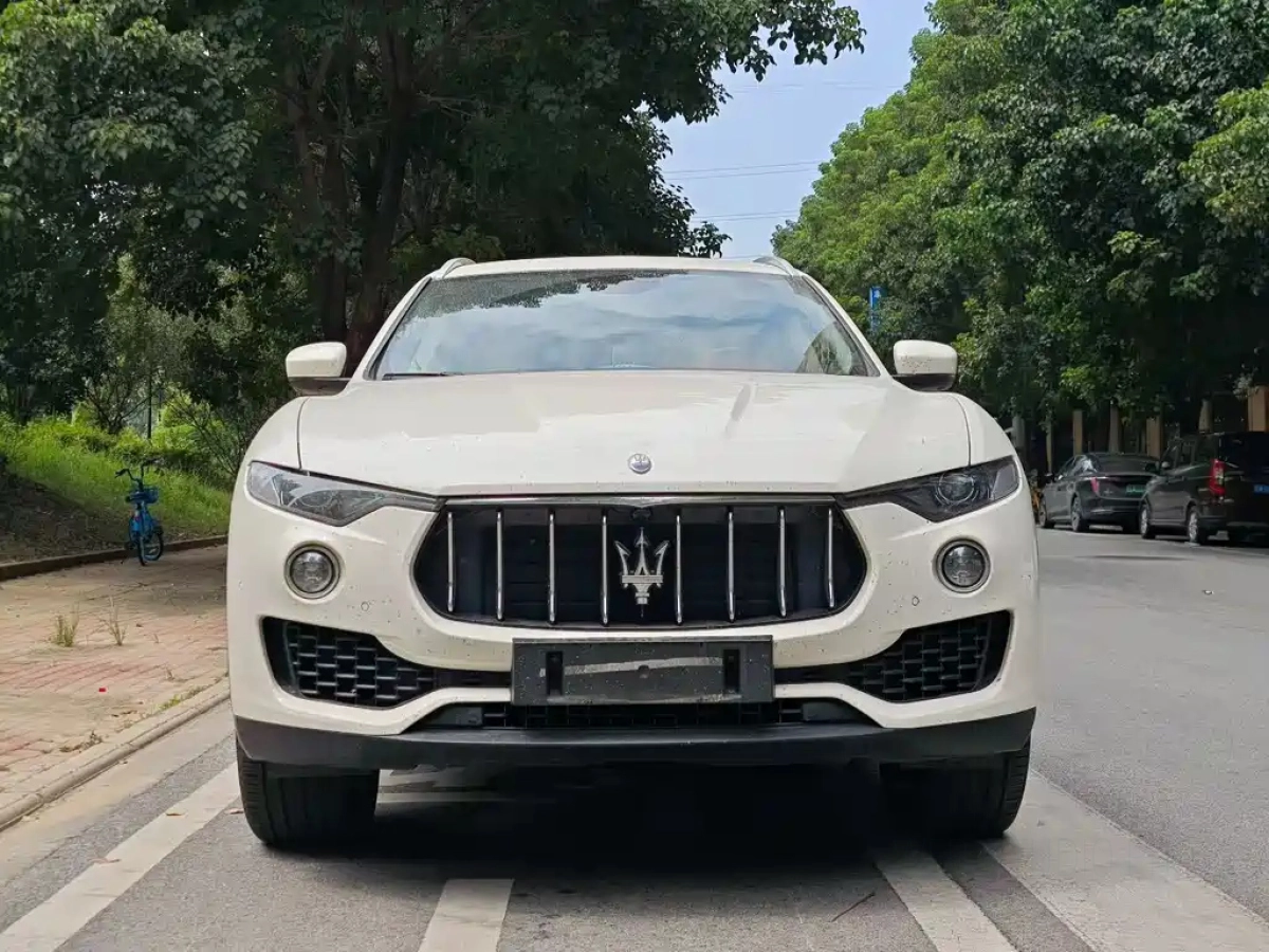 MASERATI LEVANTE