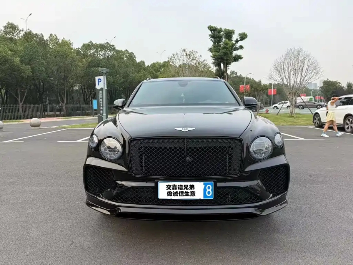 BENTLEY BENTAYGA  2022