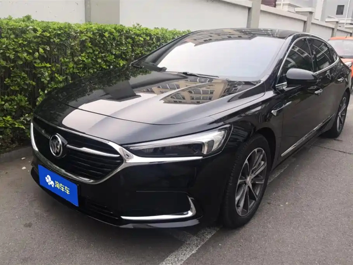 BUICK LACROSSE  2020