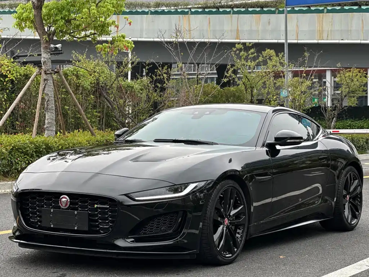 JAGUAR F-TYPE  2023