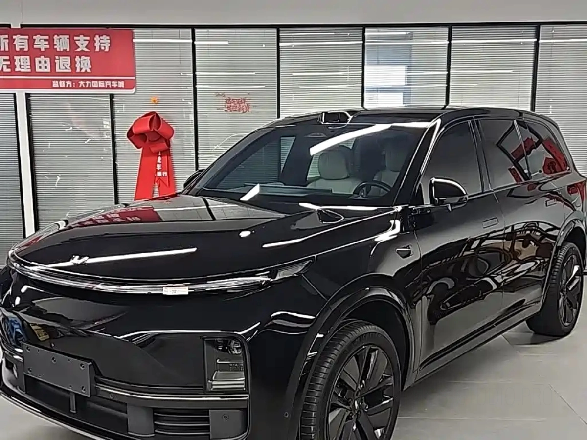 LI AUTO L9  2024