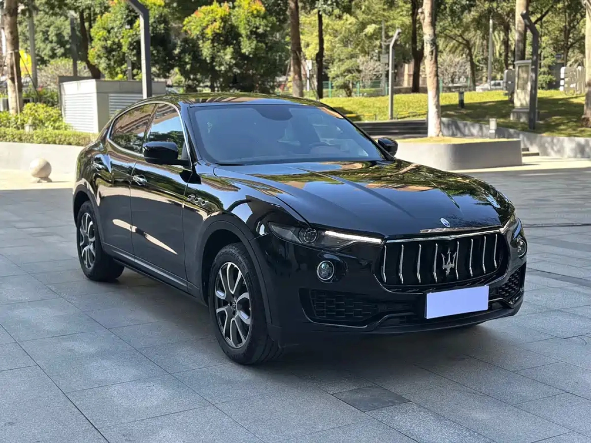 MASERATI LEVANTE  2020