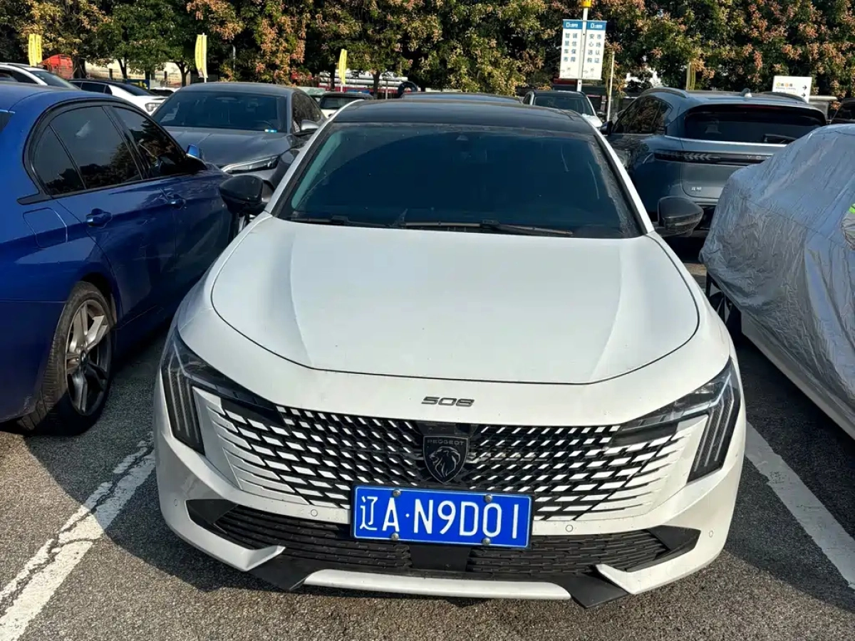 PEUGEOT 508
