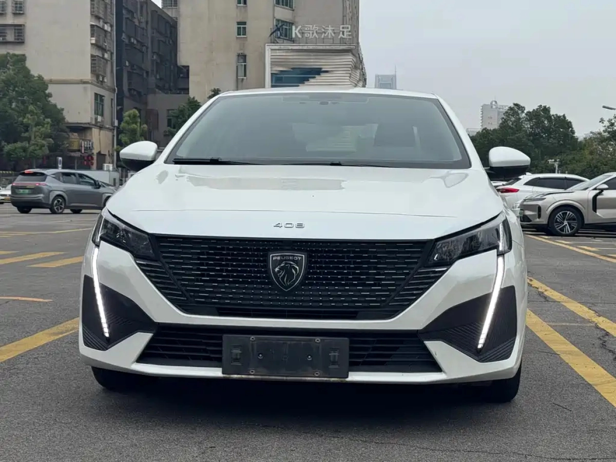 PEUGEOT 408