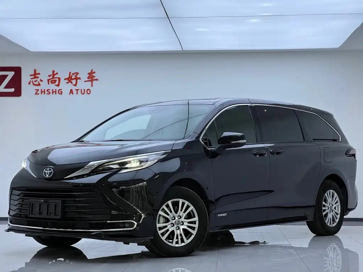 TOYOTA SIENNA SIENNA  2024