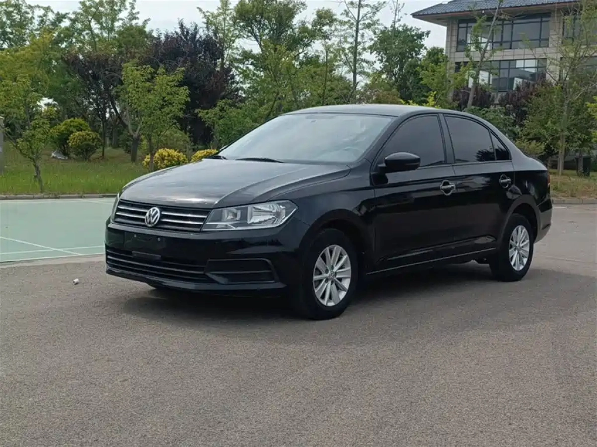 VOLKSWAGEN SANTANA  2021