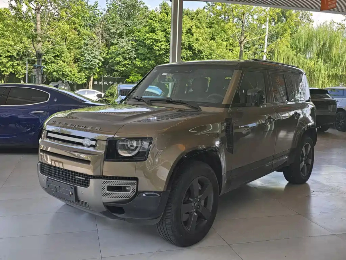 LAND ROVER DEFENDER  2023