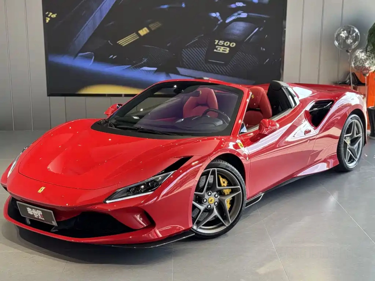 FERRARI F8