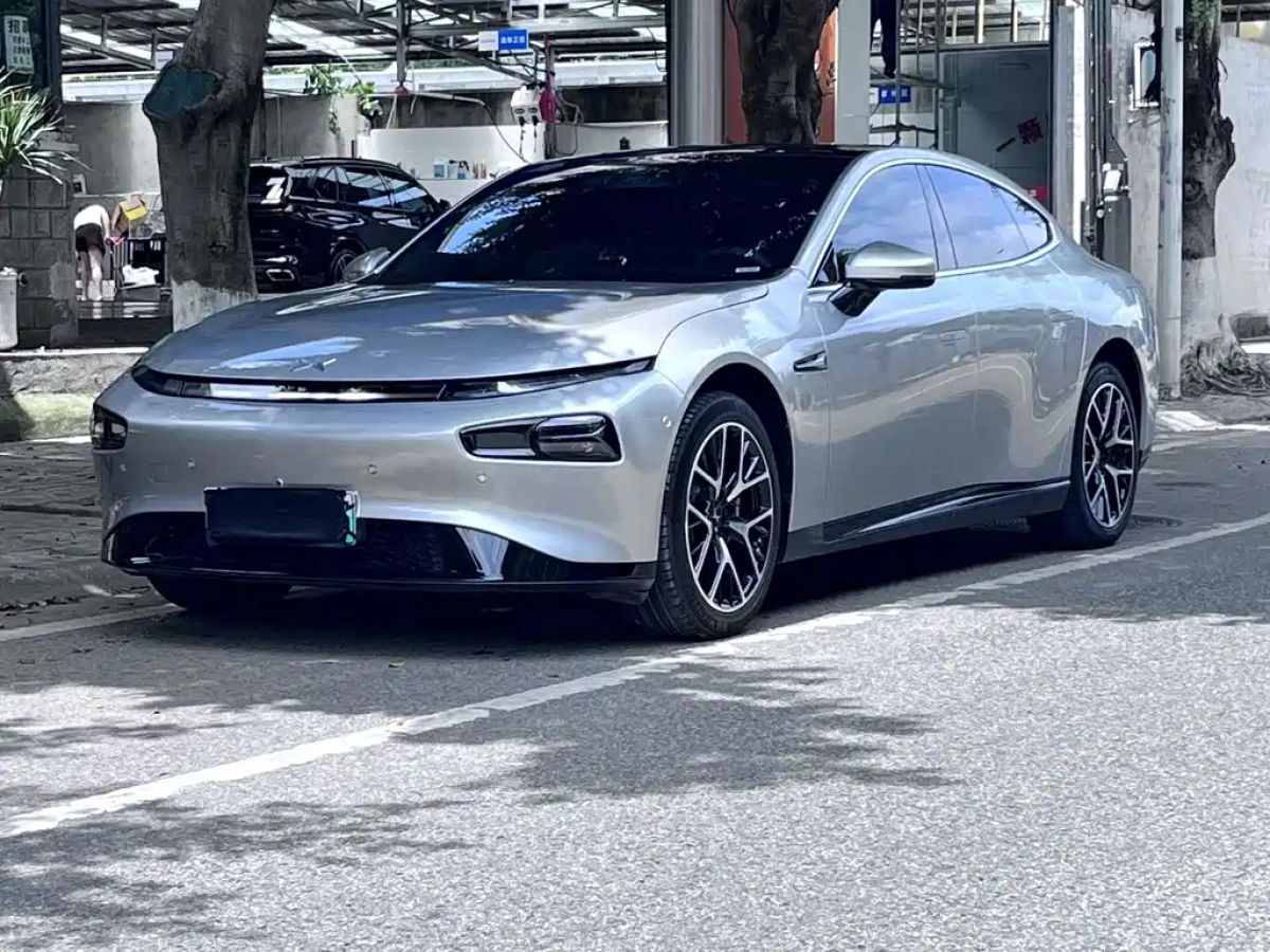 XPENG MOTORS P7