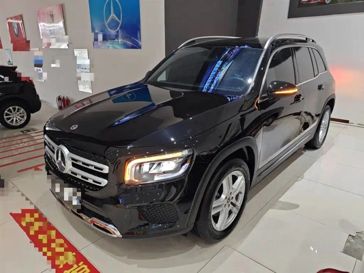 MERCEDES BENZ GLB
