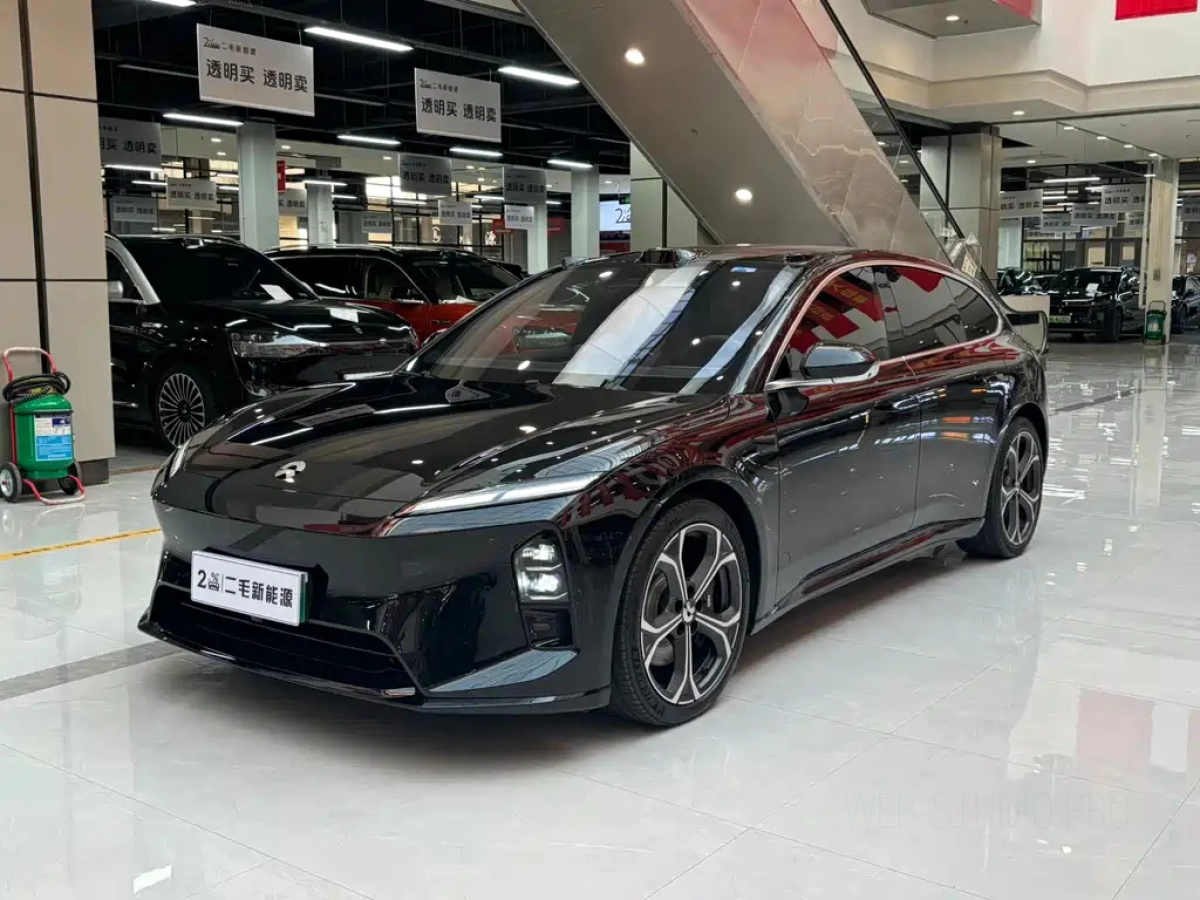 NIO ET5T  2025