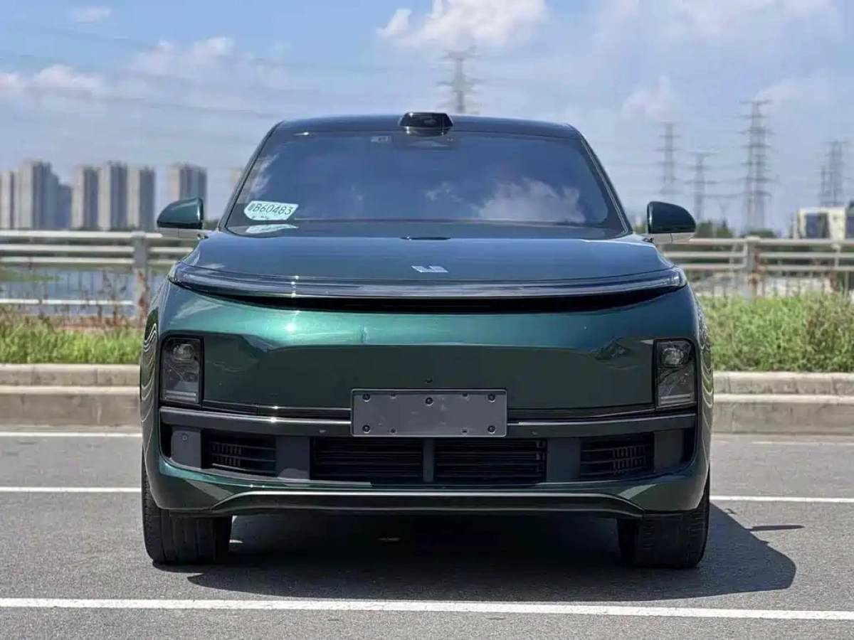 LI AUTO L8