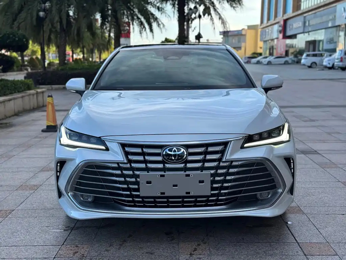 TOYOTA AVALON