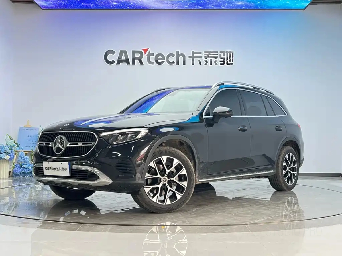 MERCEDES BENZ GLC  2025
