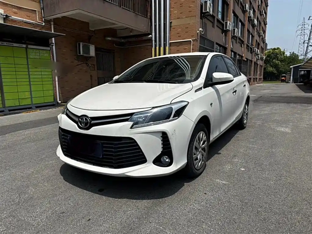 TOYOTA VIOS