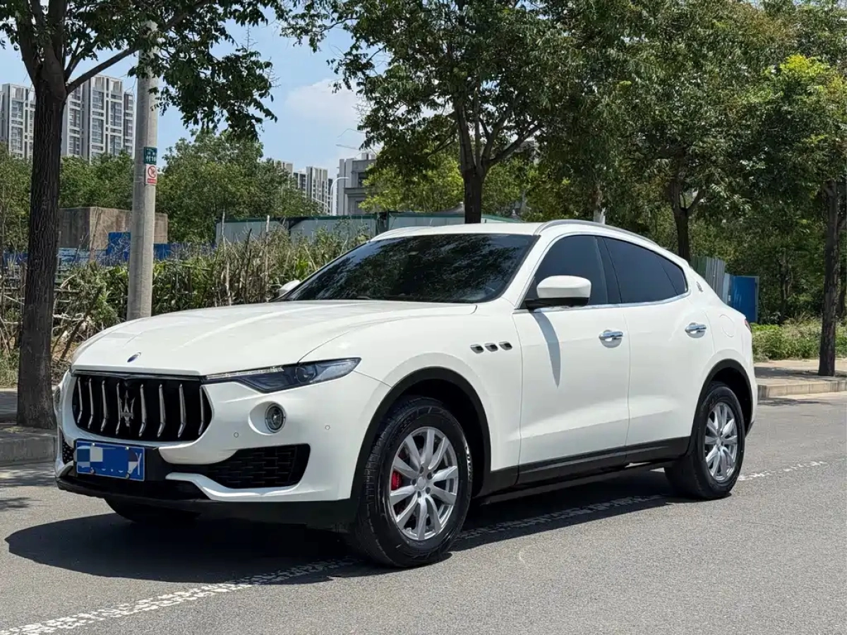 MASERATI LEVANTE