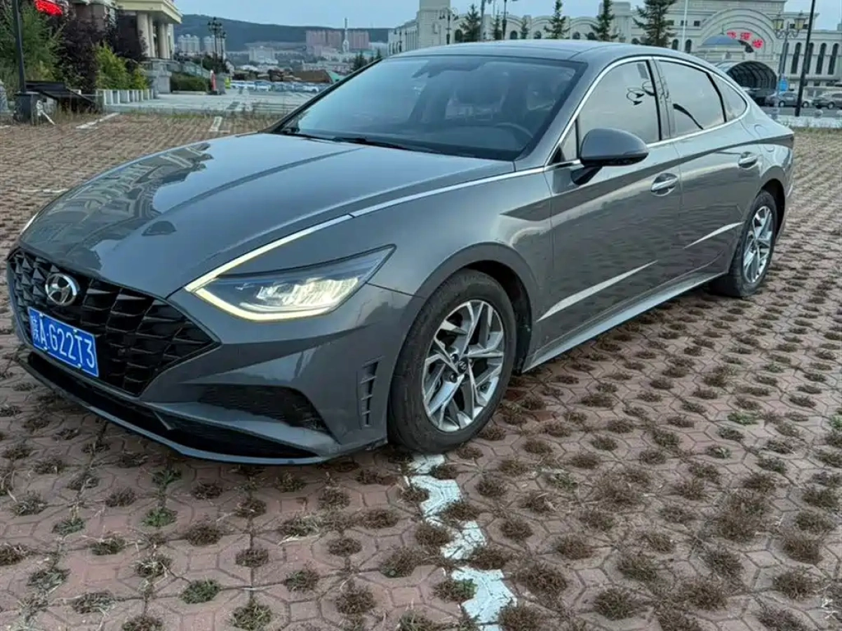 HYUNDAI SONATA  2022