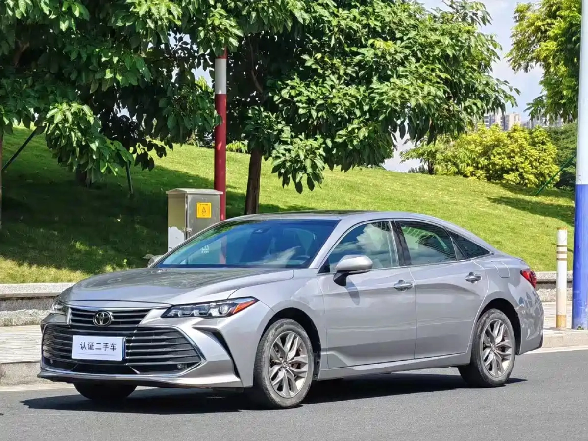 TOYOTA AVALON  2022