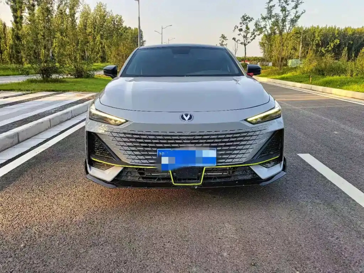 CHANGAN UNI-V