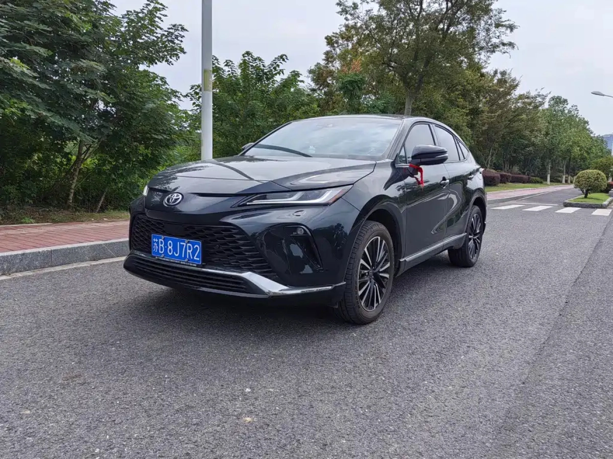 TOYOTA VENZA  2025
