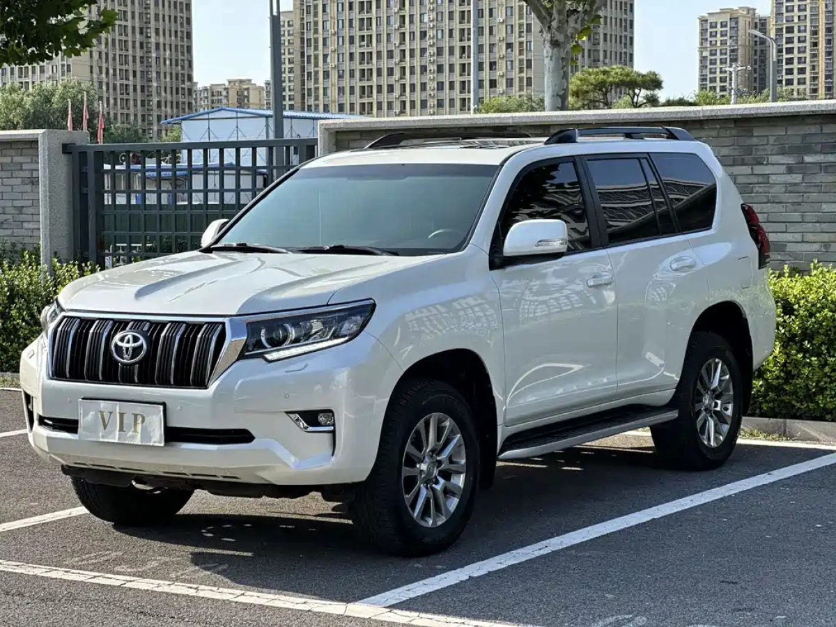 TOYOTA PRADO  2019