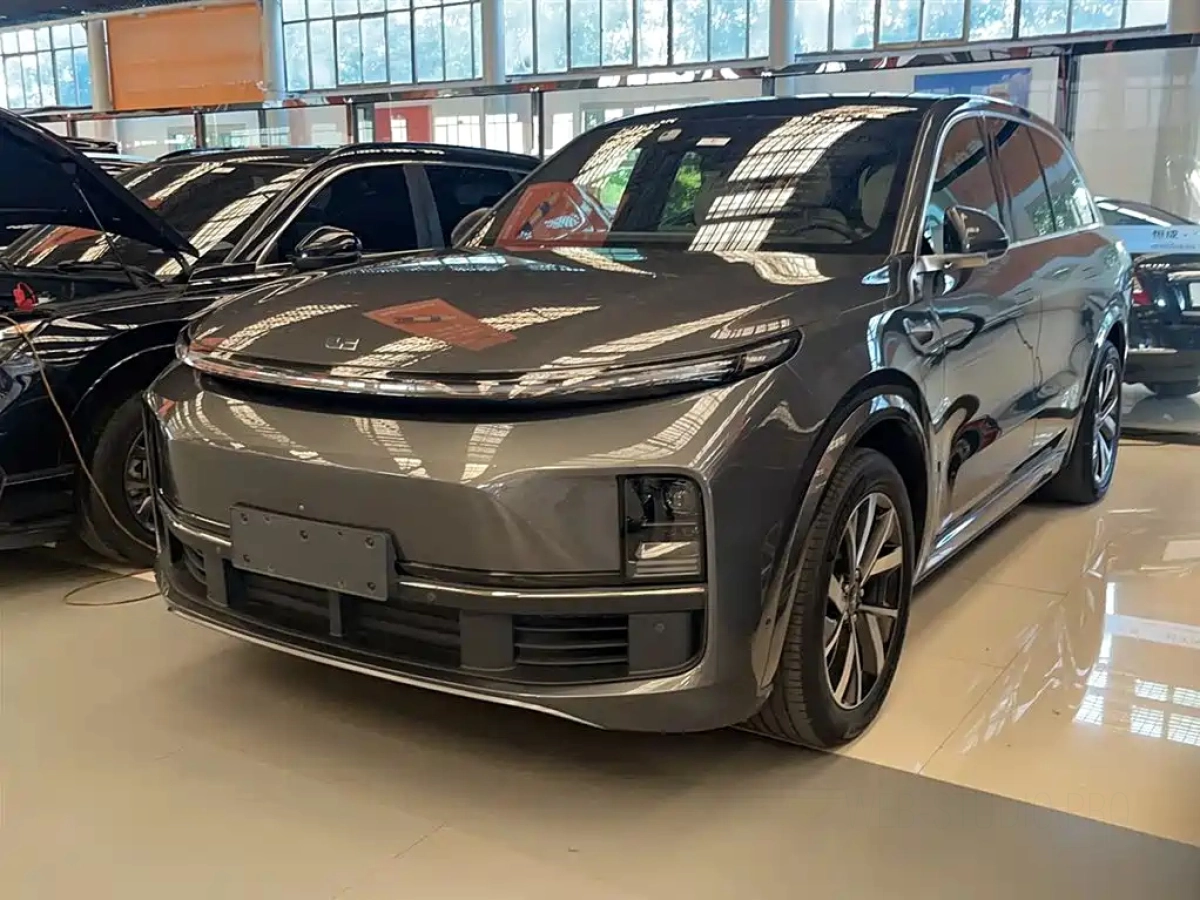 LI AUTO L8