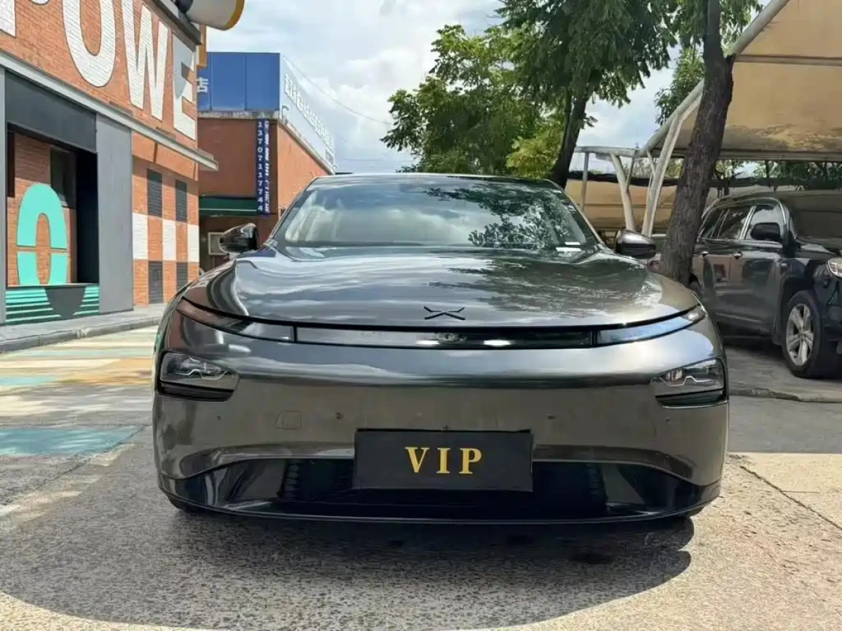XPENG MOTORS P7