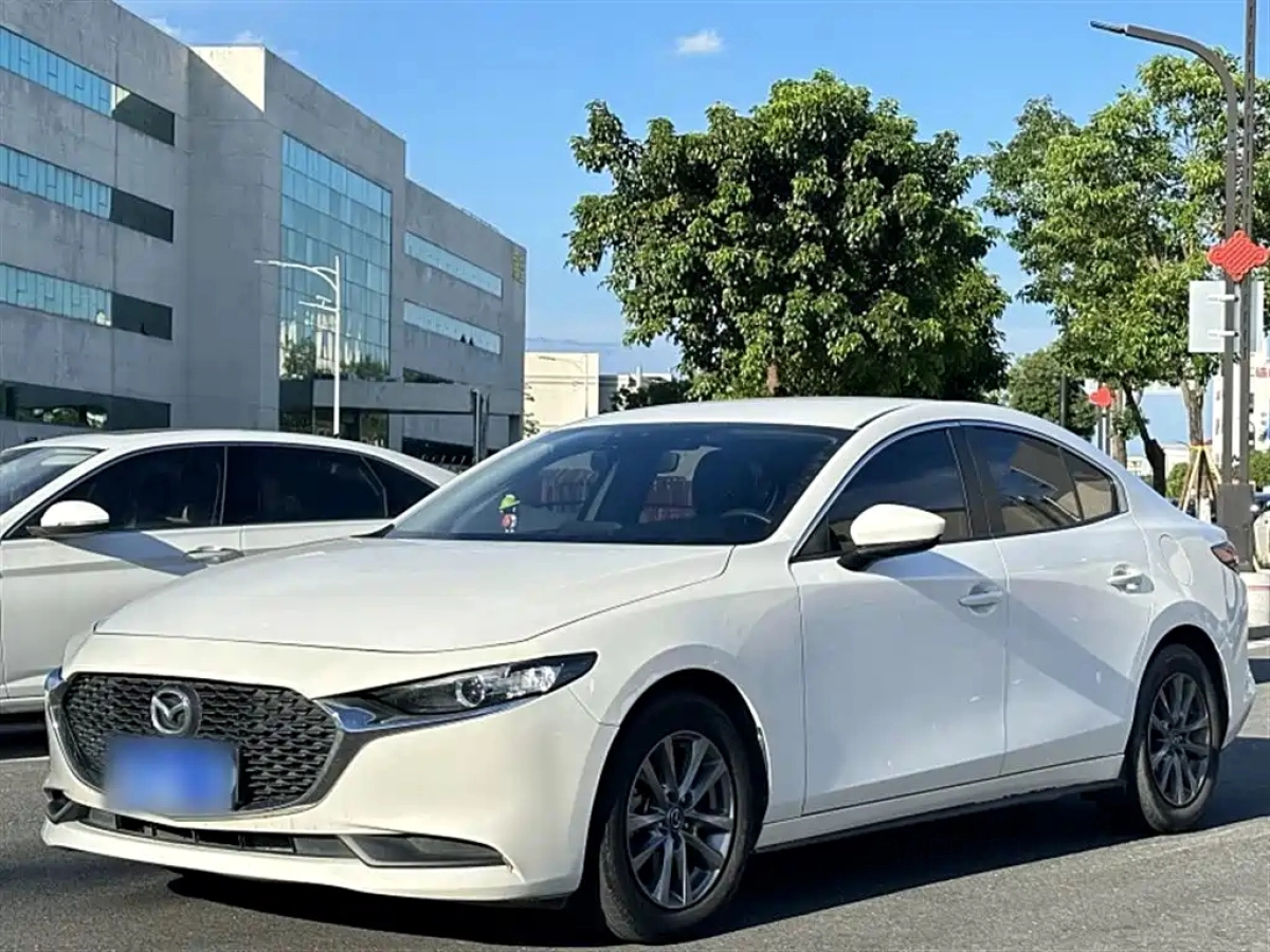 MAZDA 3 AXELA