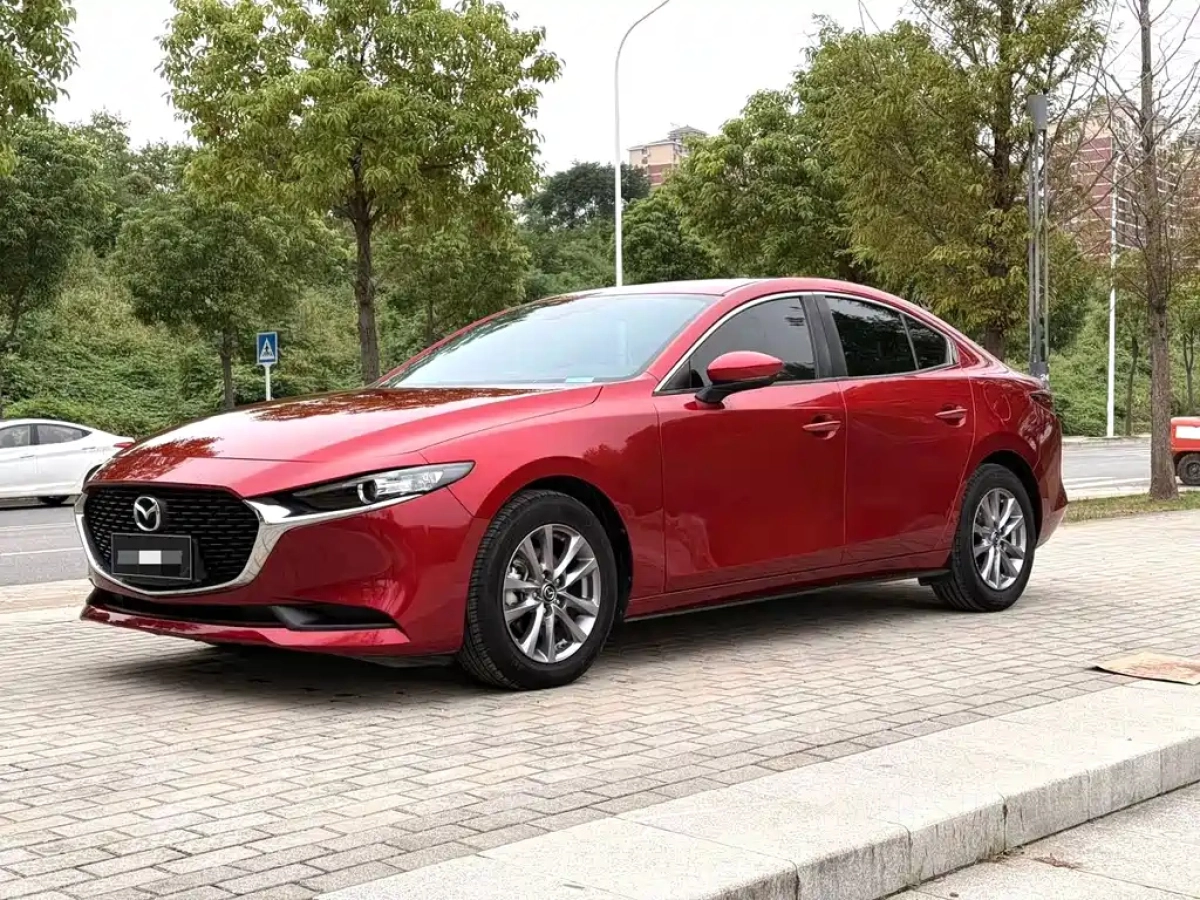 MAZDA 3 AXELA