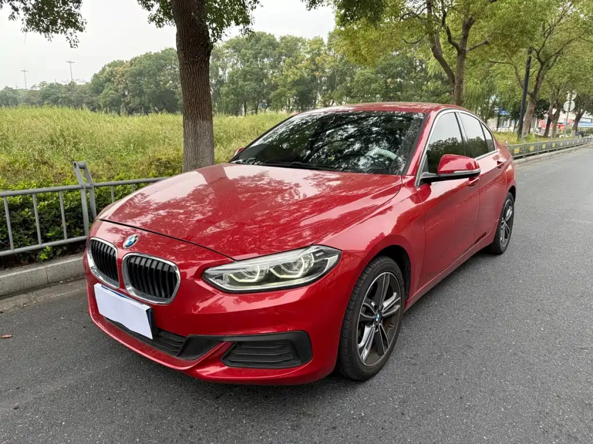 BMW 1-SERIES  2020