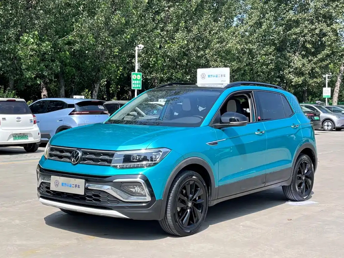 VOLKSWAGEN T-CROSS