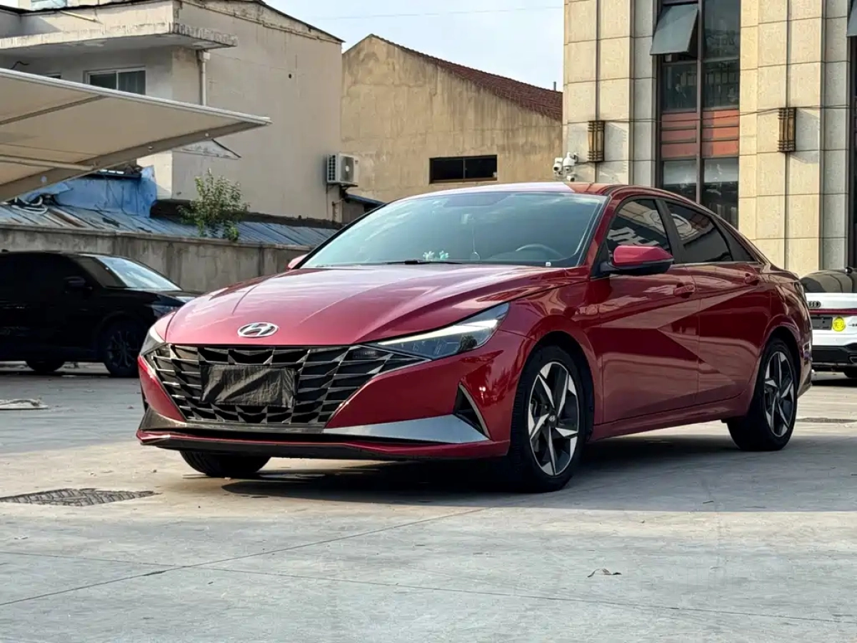 HYUNDAI ELANTRA  2022