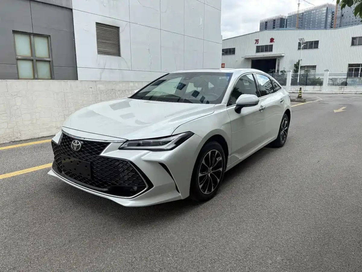TOYOTA AVALON  2024