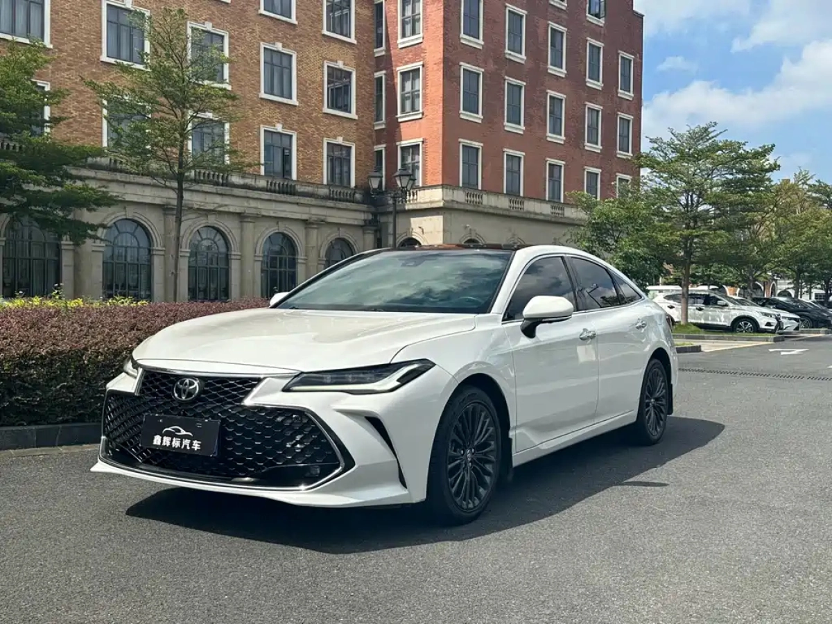 TOYOTA AVALON  2023