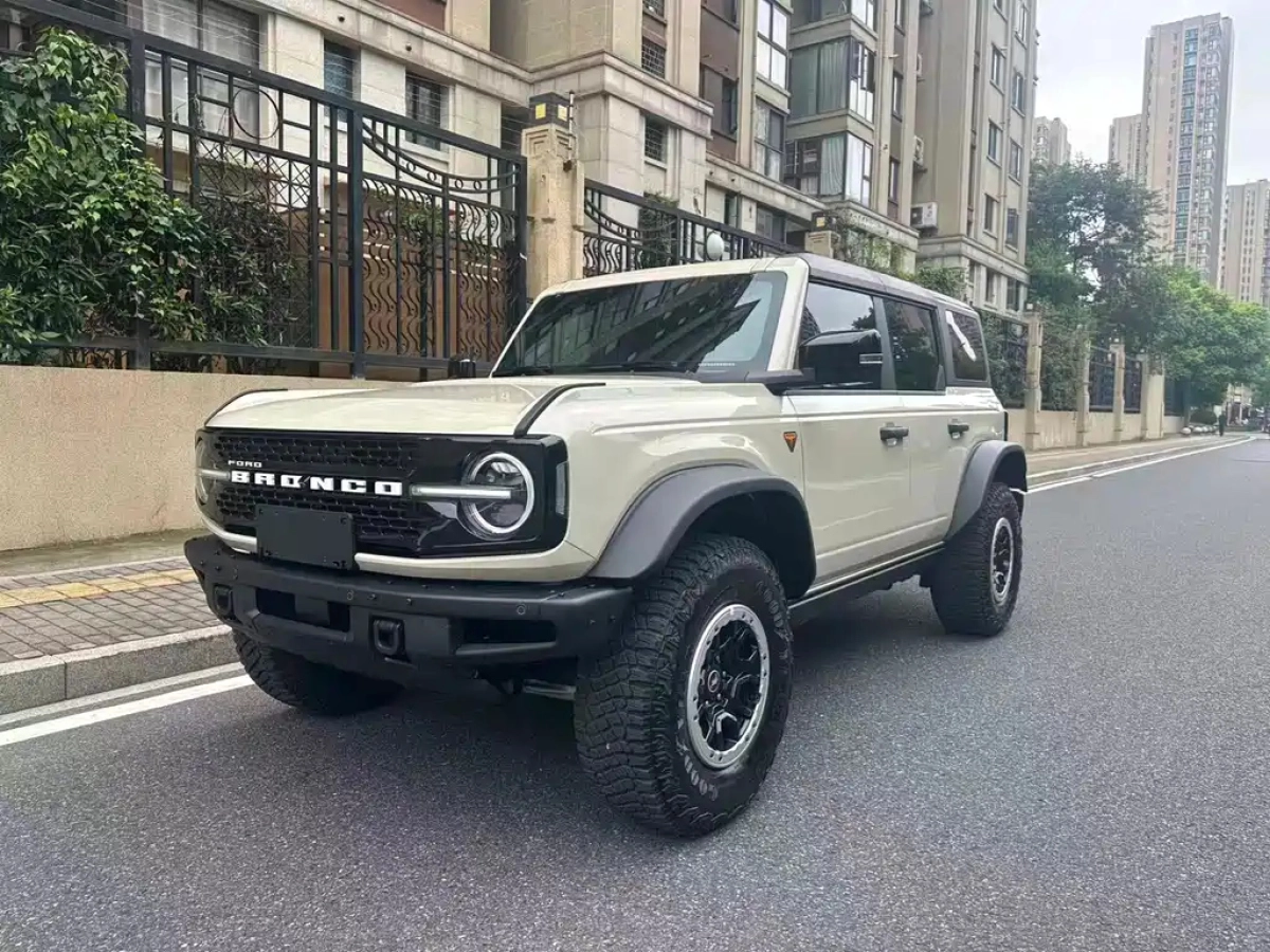 FORD BRONCO