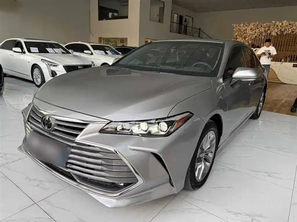 TOYOTA AVALON  2021