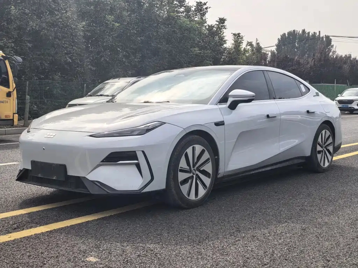 GEELY GALAXY GALAXY E8