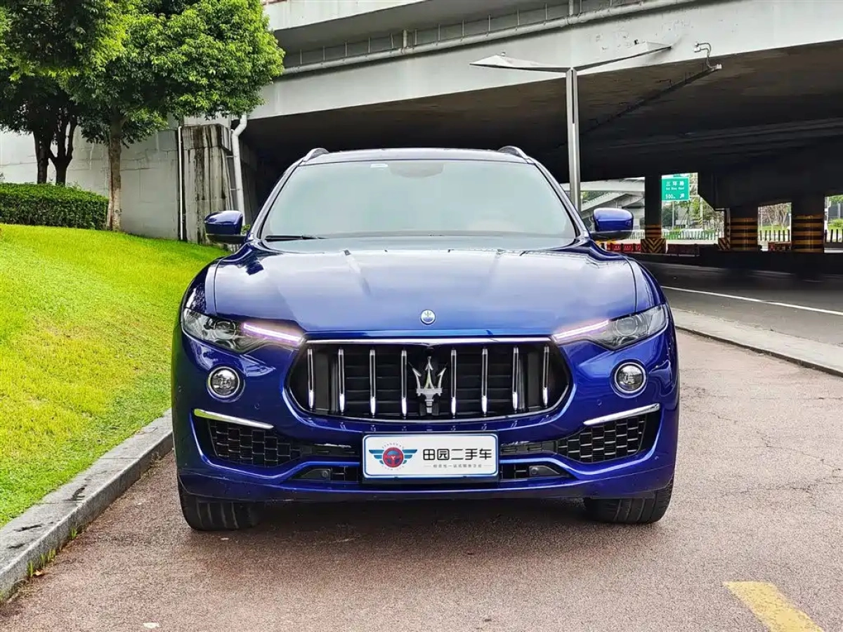 MASERATI LEVANTE