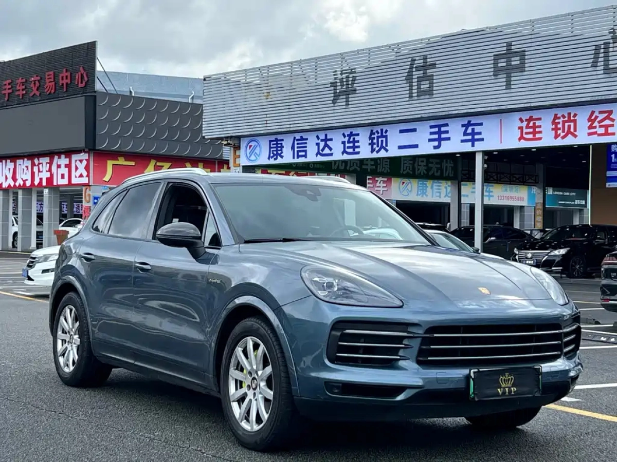PORSCHE CAYENNE NEW ENERGY  2019