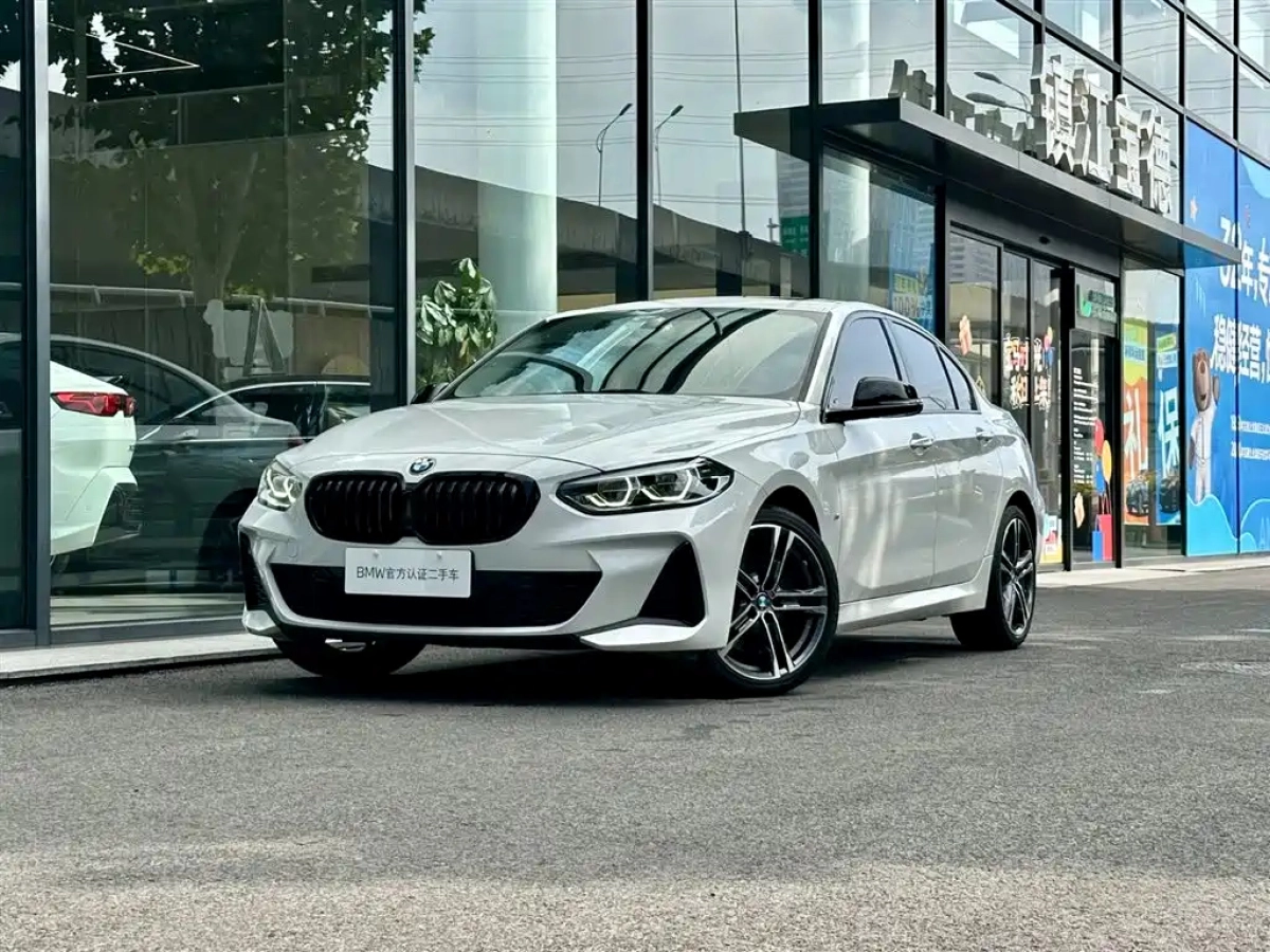 BMW 1-SERIES