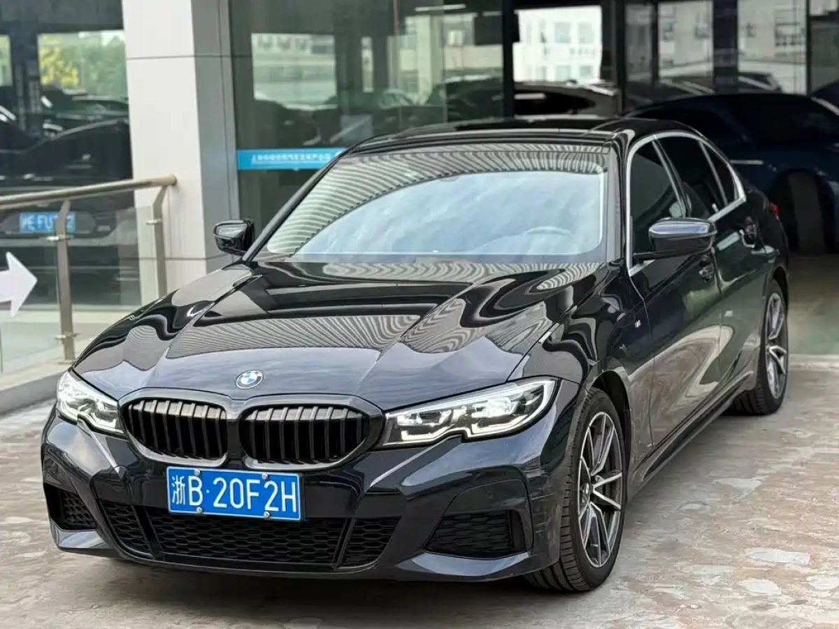 BMW 3-SERIES
