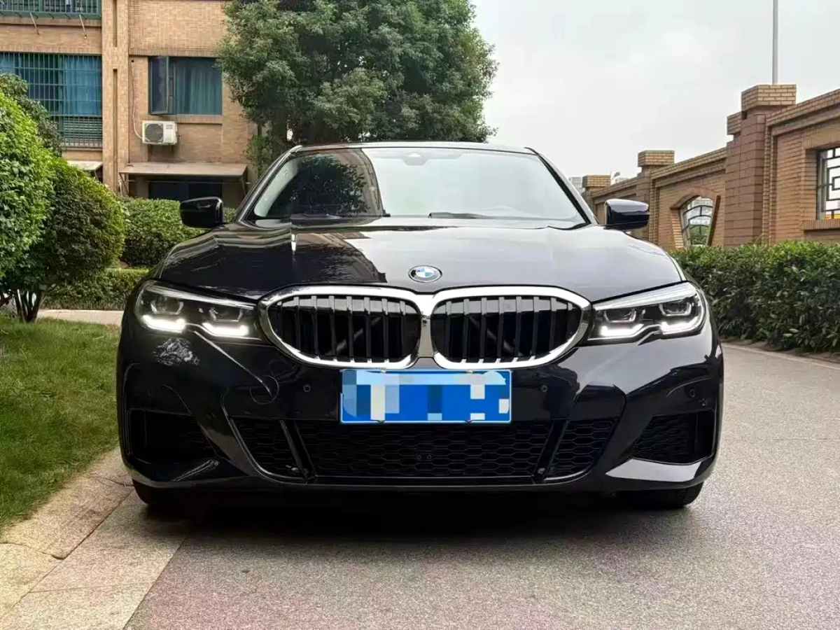 BMW 3-SERIES  2022