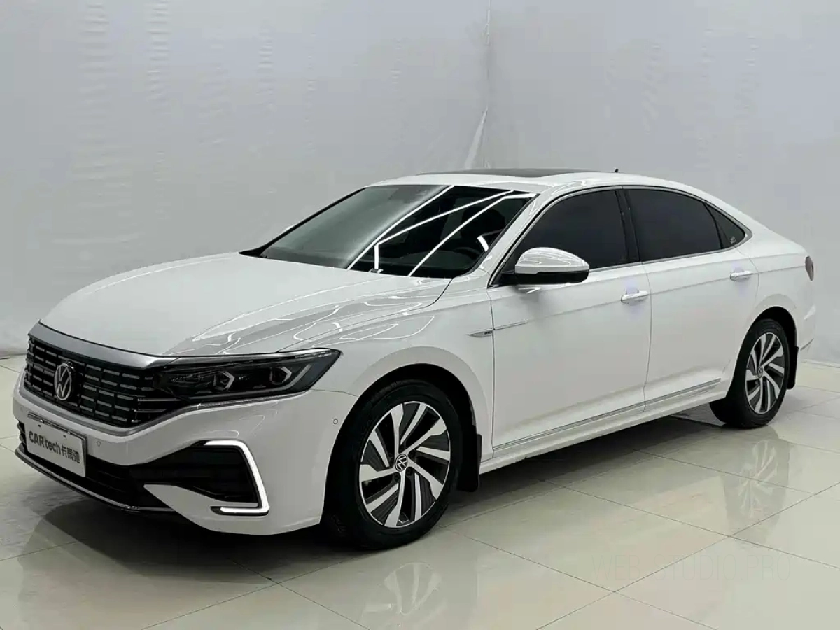 VOLKSWAGEN PASSAT NEW ENERGY