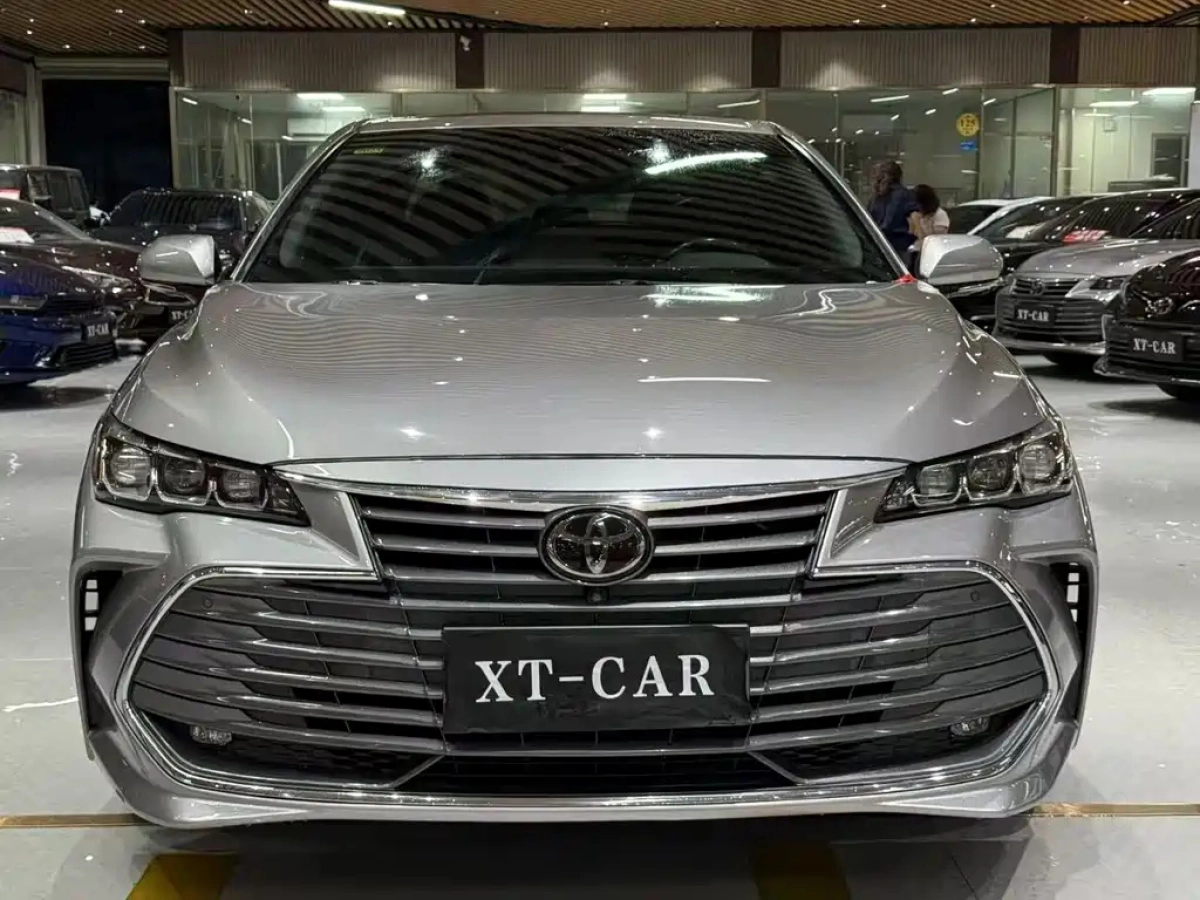 TOYOTA AVALON