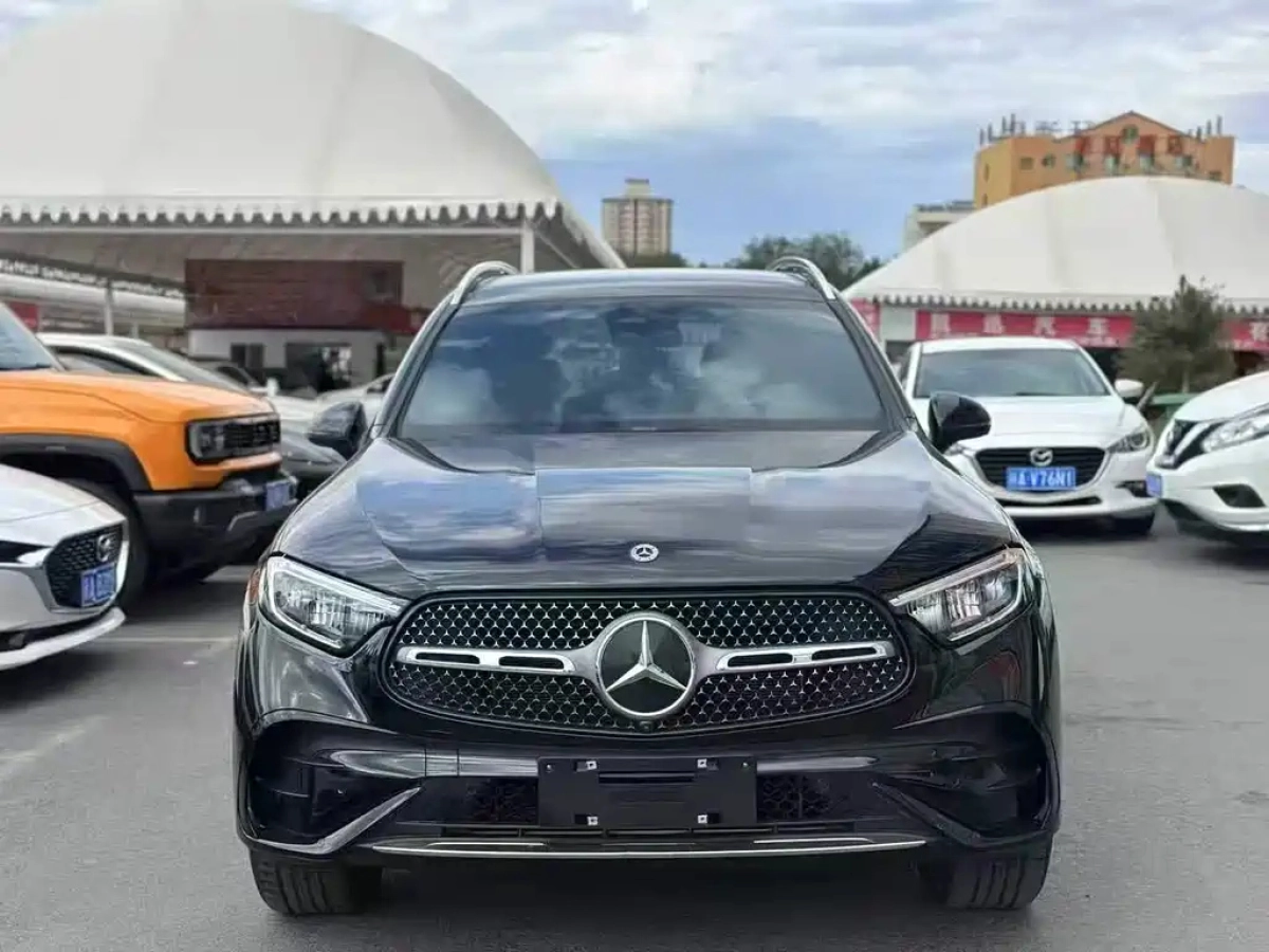 MERCEDES BENZ GLC