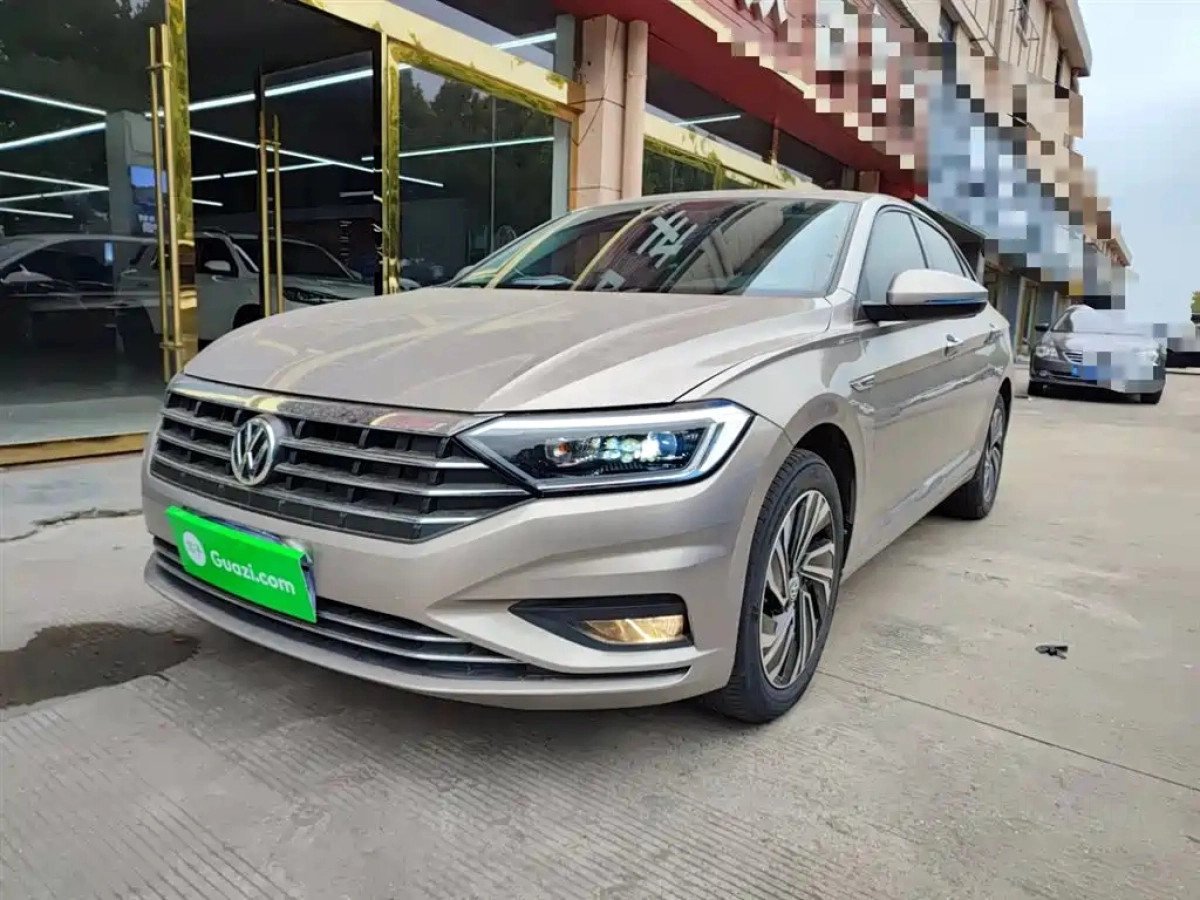 VOLKSWAGEN SAGITAR  2022