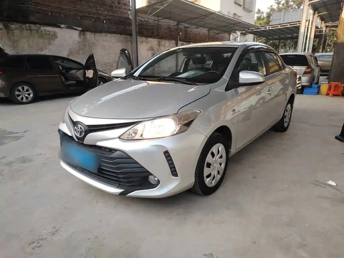 TOYOTA VIOS