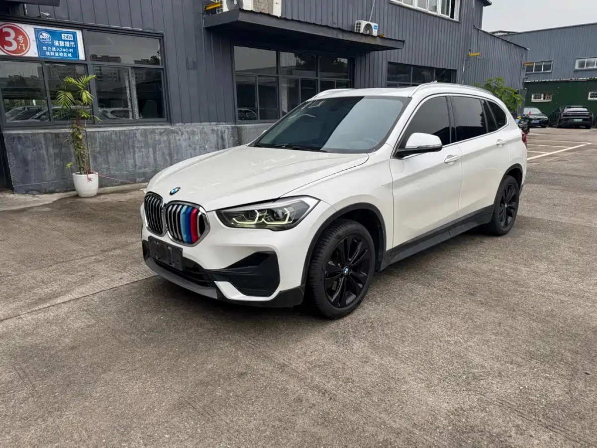 BMW X1  2020